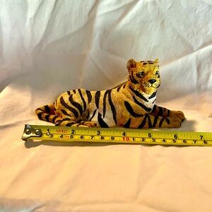 Resin Sigrid and Roy Tiger. No damage